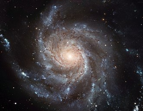  دانلود فایل پاورپوینت کامل و جامع با عنوان بررسی کهکشان مارپیچی در 17 اسلاید